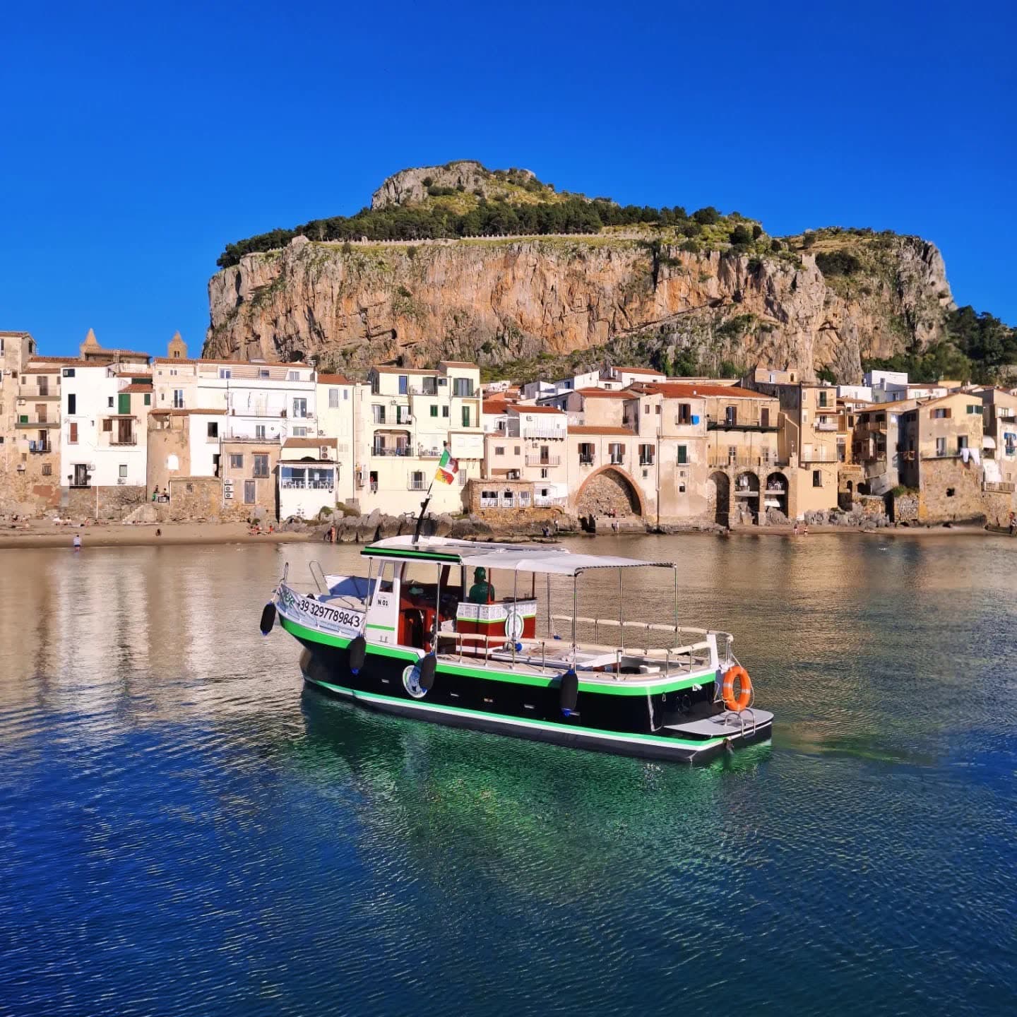 Tour in barca a Cefalù